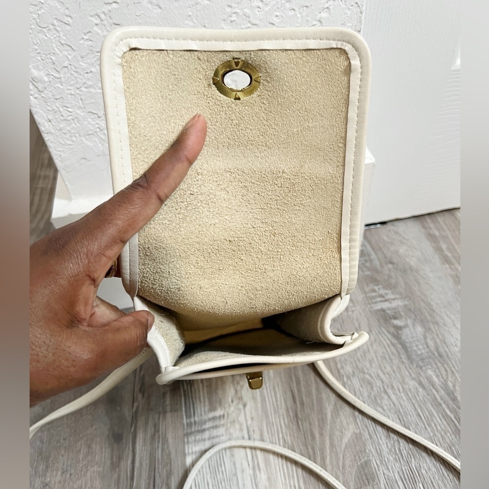Vintage 90's Coach Classic Bone Cream Leather Scooter Crossbody Bag RARE color - Picture 5 of 9